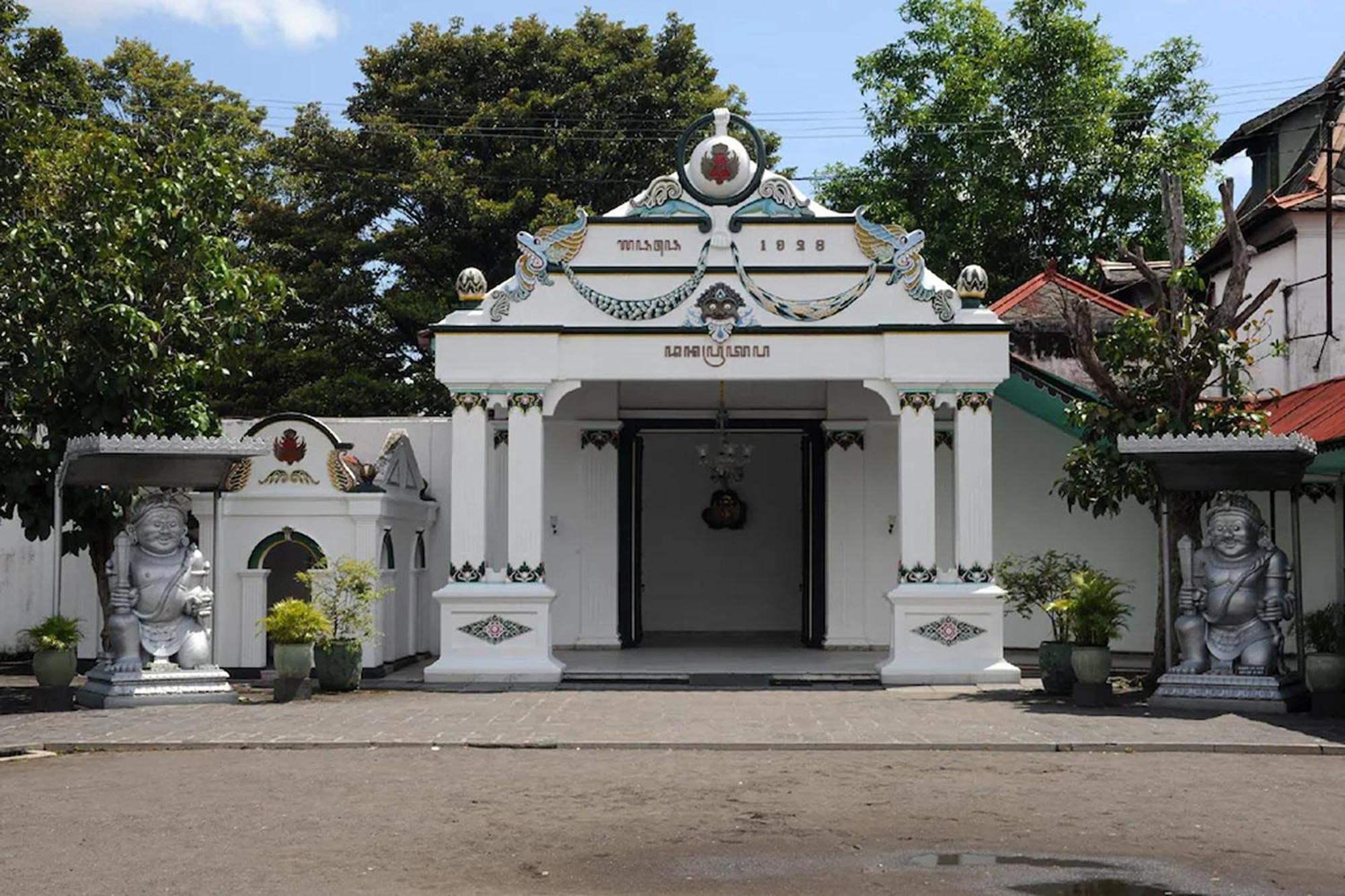 Monica Hotel Yogyakarta Extérieur photo